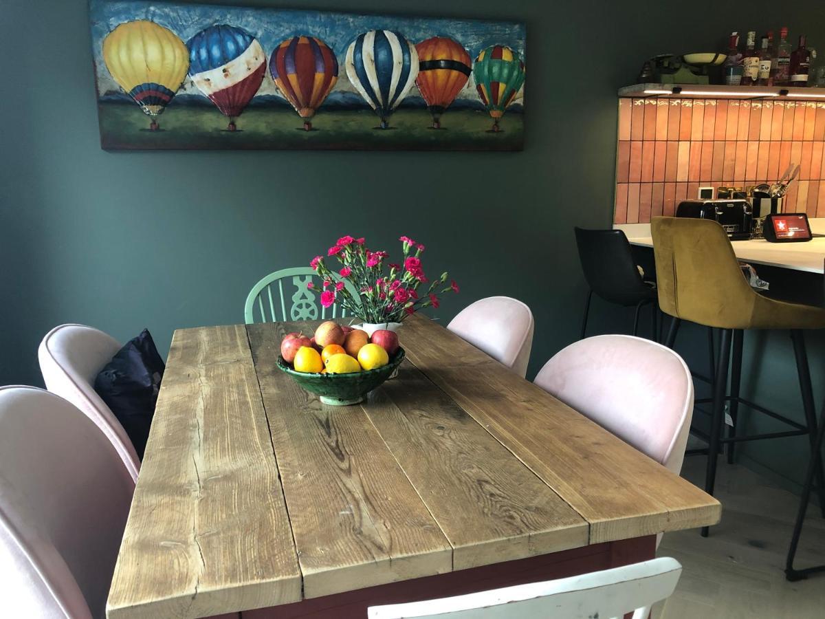 Boutique Home Near Chichester Centre Bagian luar foto
